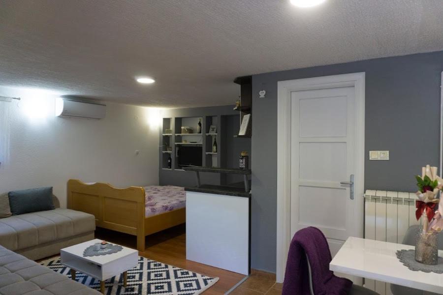 Apartments Ena Trebinje Eksteriør bilde